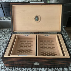 200-250ct Macassar Ebony Desktop Cigar Humidor